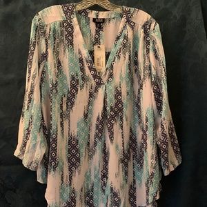 a.n.a Blue, Green, and White Tunic *NWT* XL